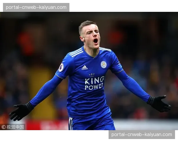 特写：老将瓦尔迪在皇权球场的可能最后一个主场进球